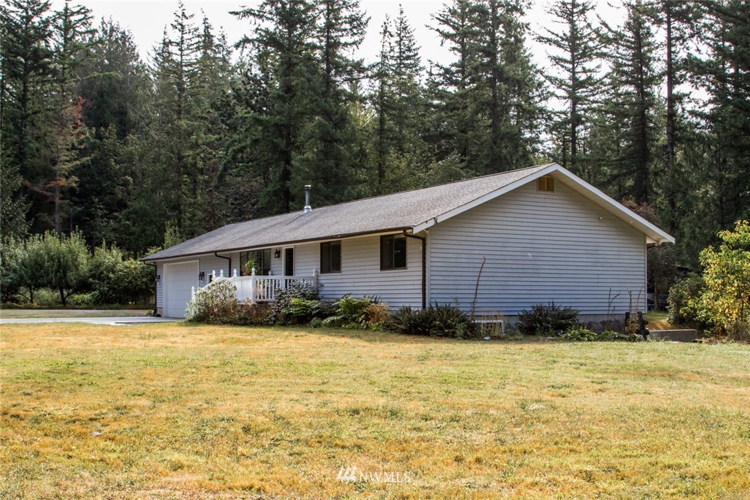 3691 Alm Road Everson, WA 98247 - Photo 2 of 25