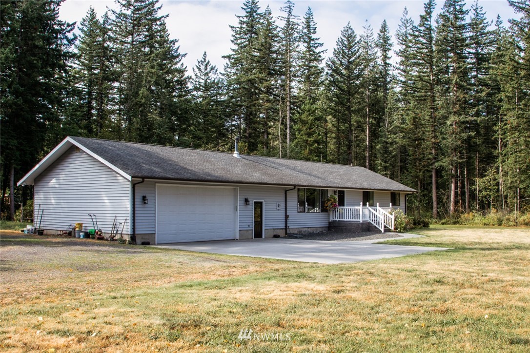 3691 Alm Road Everson, WA 98247 - Photo 3 of 25