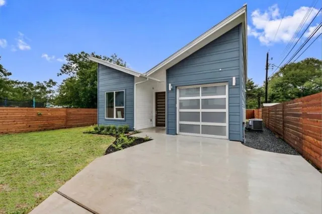 $2,850 | 1131 Mason Avenue, Unit 2, Austin, TX 78721