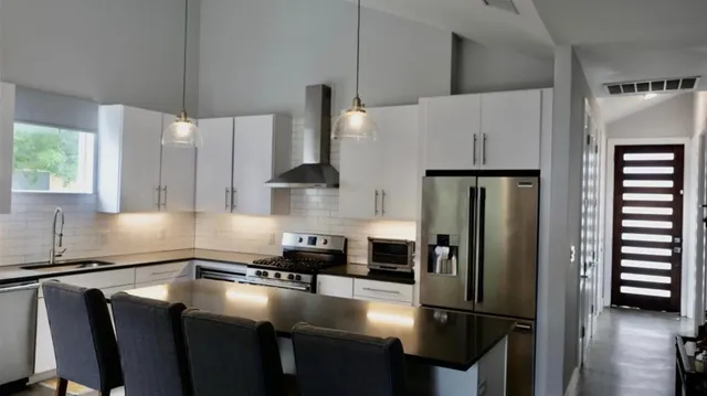 $2,850 | 1131 Mason Avenue, Unit 2, Austin, TX 78721