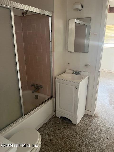 7931 Breezy Point Road East Melrose, FL 32666 - Photo 12 of 16 Guest Bathroom
