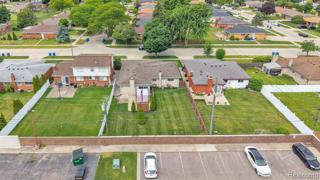 29450 Desmond Drive Warren, MI 48093 - Photo 44 of 49