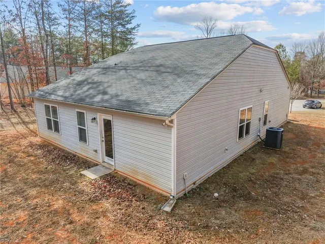 $259,900 | 169 Delia Run, Madison, NC 27025