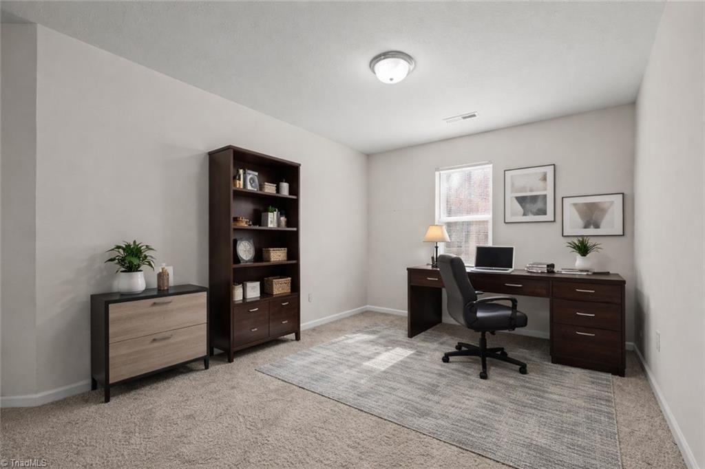169 Delia Run Madison, NC 27025 - Photo 5 of 21 Virtually staged office