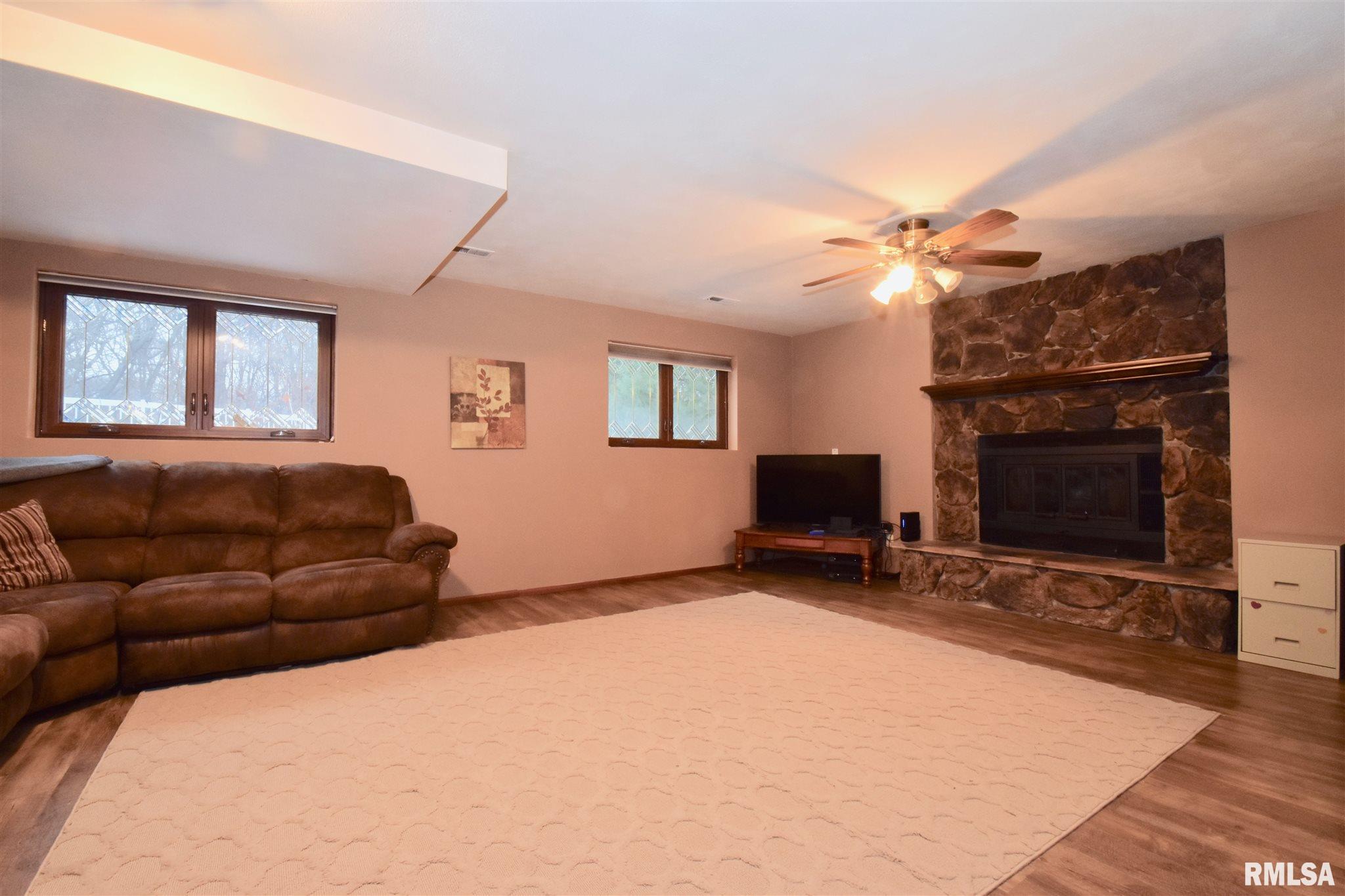 9613 West Guinivere Court Mapleton, IL 61547 - Photo 6 of 44 Gallery Image 6