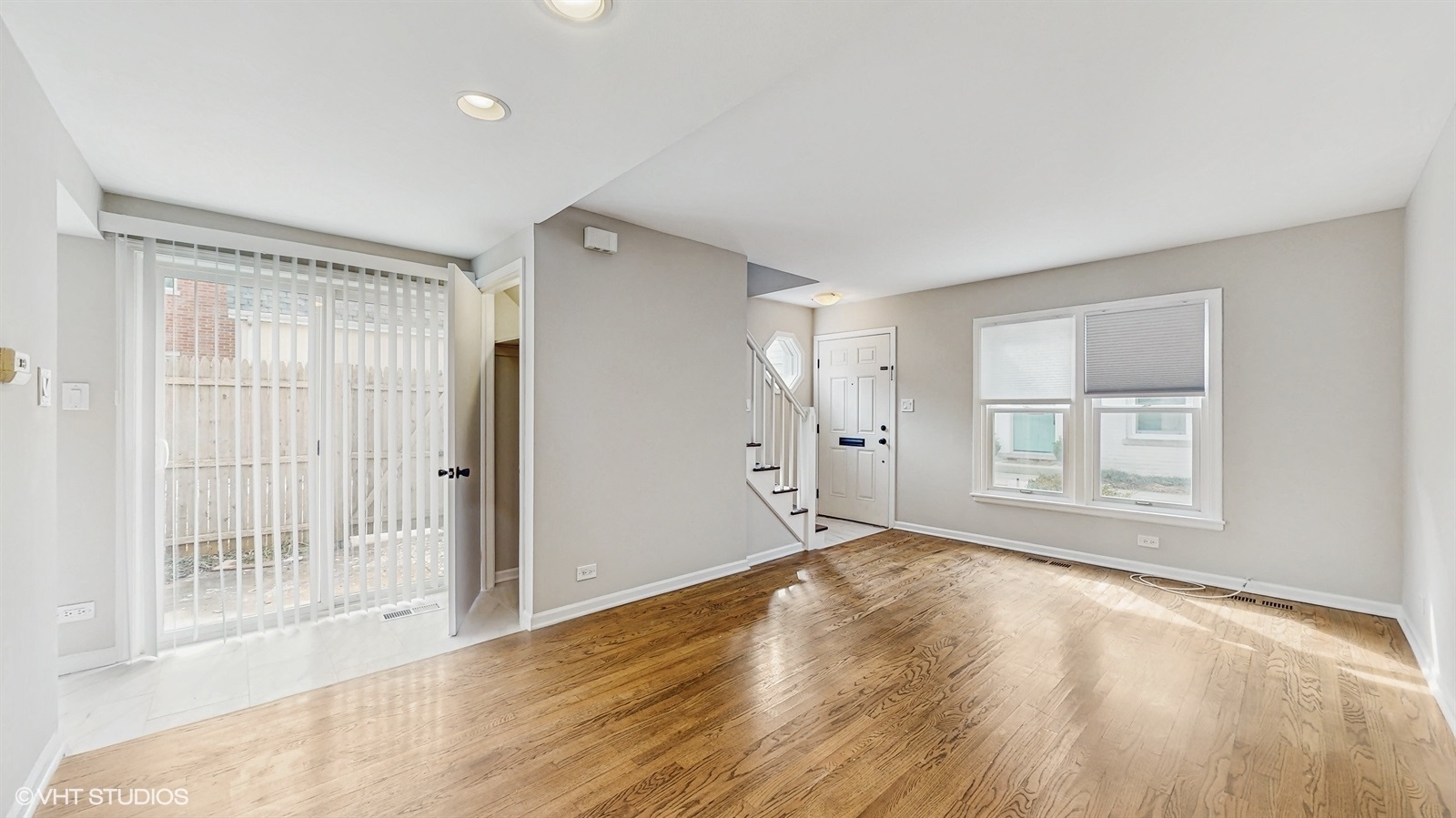 706 Green Bay Road, Unit 706 Winnetka, IL 60093 - Photo 4 of 22