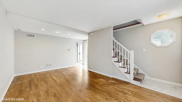 $2,688 | 706 Green Bay Road, Unit 706, Winnetka, IL 60093