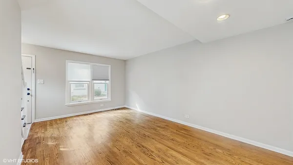 $2,688 | 706 Green Bay Road, Unit 706, Winnetka, IL 60093