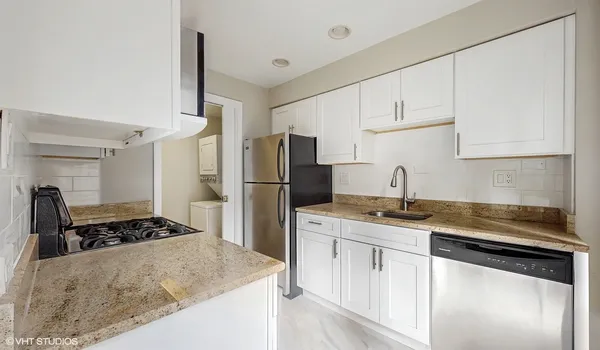 $2,688 | 706 Green Bay Road, Unit 706, Winnetka, IL 60093