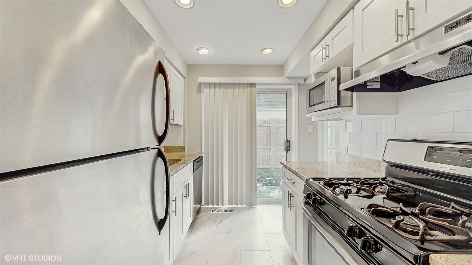 706 Green Bay Road, Unit 706 Winnetka, IL 60093 - Photo 8 of 22