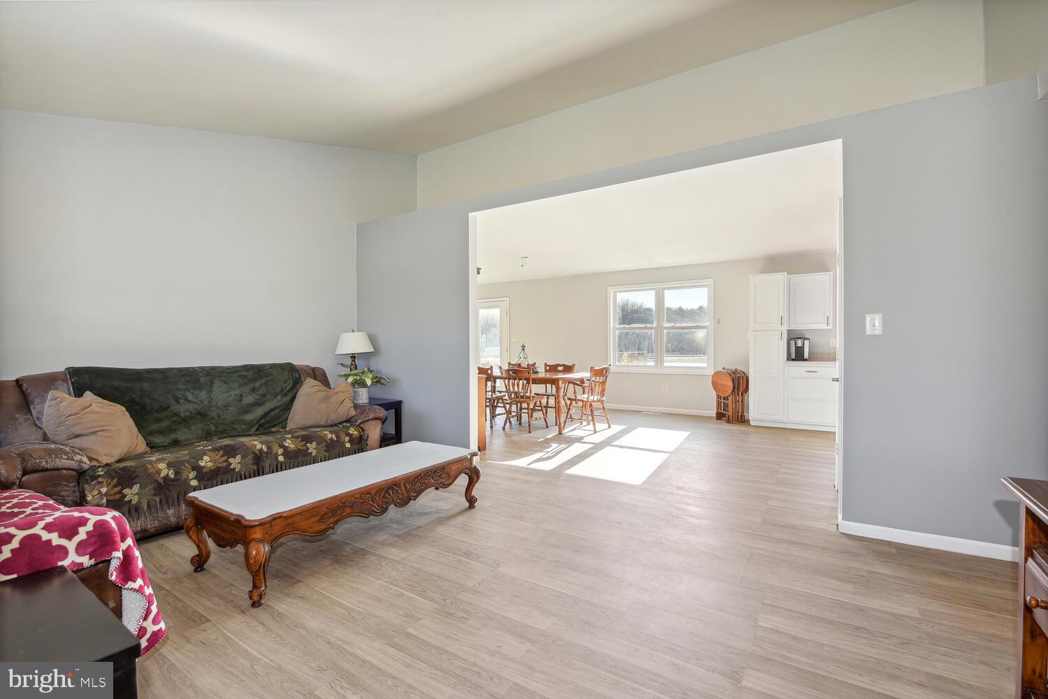 1007 Lincoln Avenue Atco, NJ 08004 - Photo 8 of 47 ledge over opening