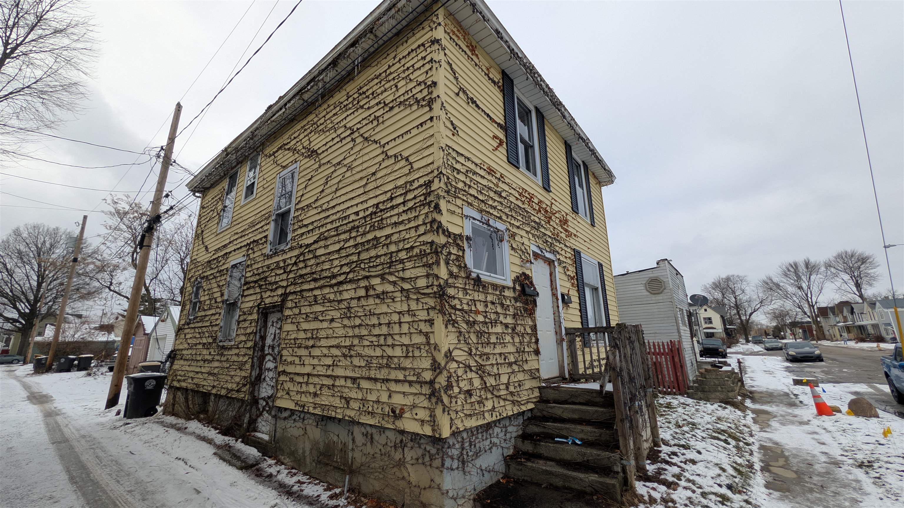 1317 North Harrison Street Fort Wayne, IN 46808 - Photo 2 of 7