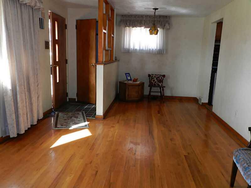 Living Room. 