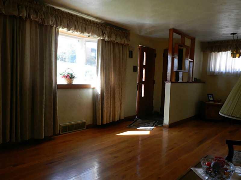 Living Room. 