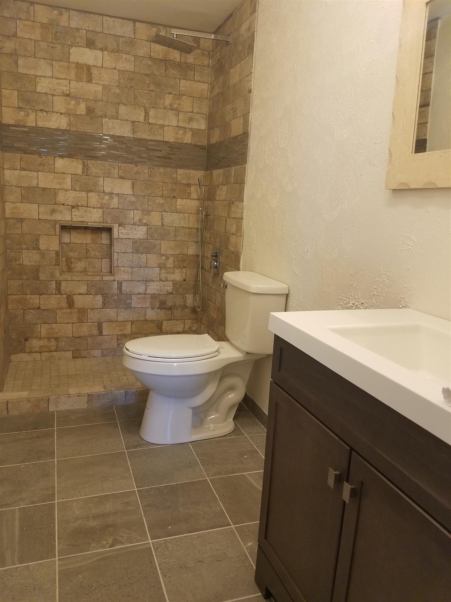305 North Centerpoint Road Portland, TN 37148 - Photo 10 of 18 a bathroom with a sink and a toilet