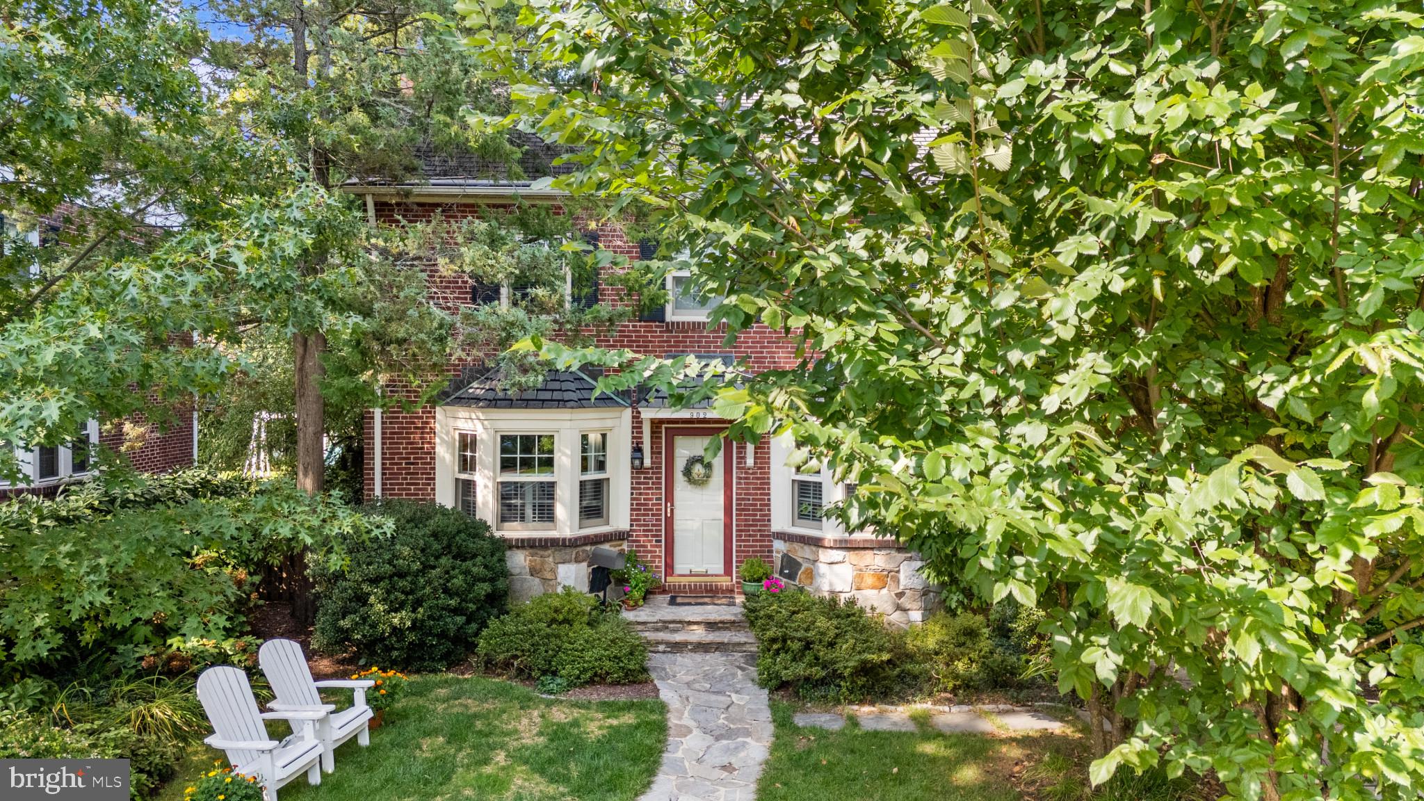 902 Greenleigh Road Baltimore, MD 21212 - Photo 34 of 44 Welcoming front view