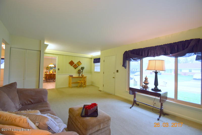 3740 Rouge Way Louisville, KY 40218 - Photo 12 of 41 DSC_0286