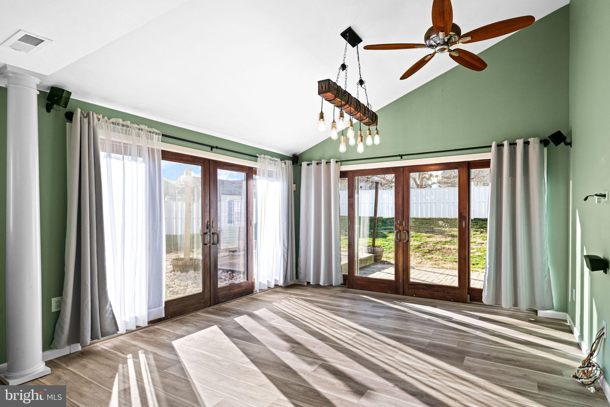 273 Yorkshire Road Fairless Hills, PA 19030 - Photo 11 of 31 Family Room