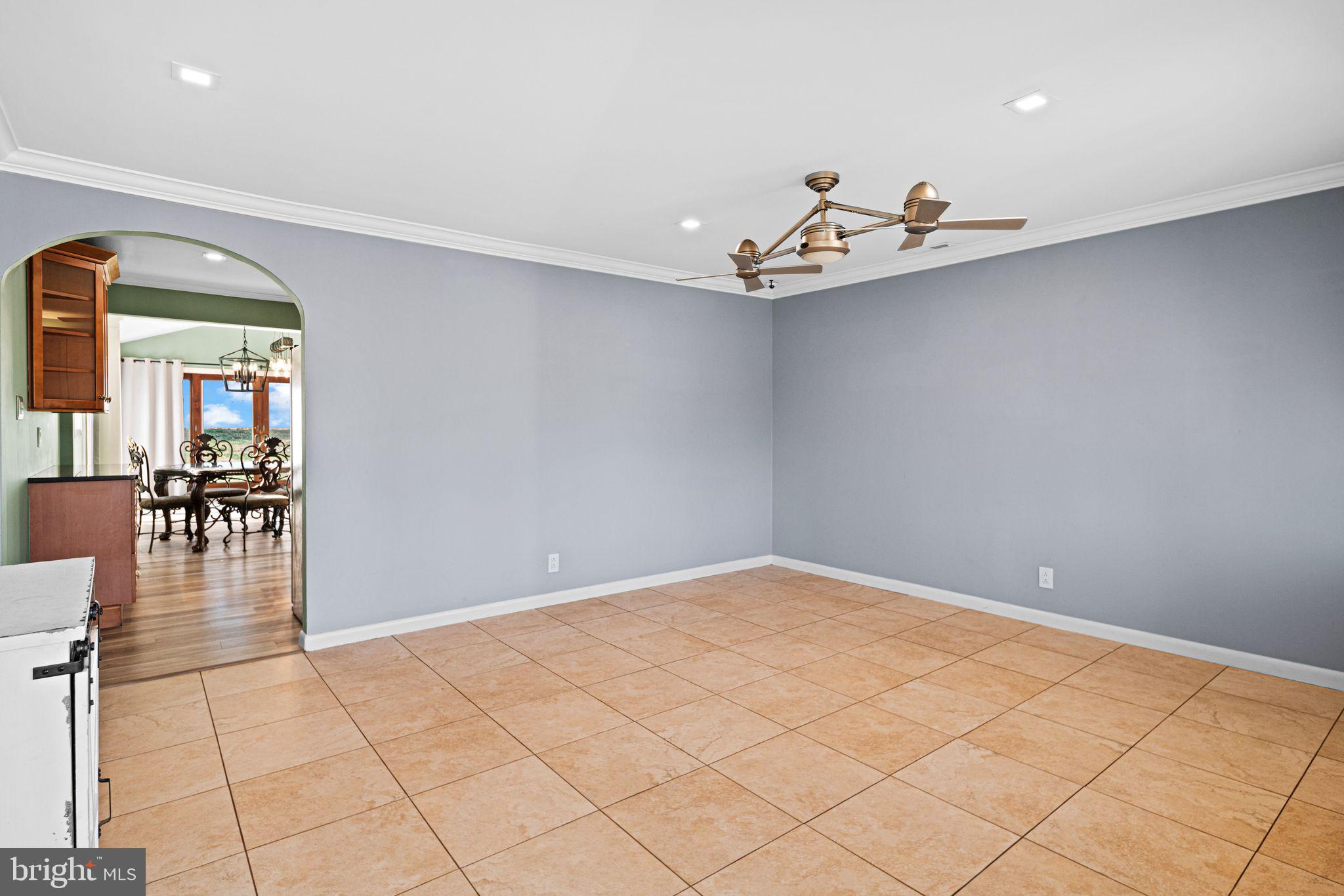 273 Yorkshire Road Fairless Hills, PA 19030 - Photo 4 of 31 Living Room