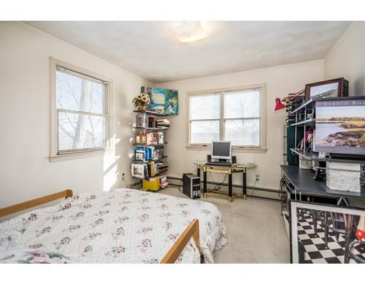 94 Parkview Road Waltham, MA 02452 - Photo 12 of 22 Gallery Image 12