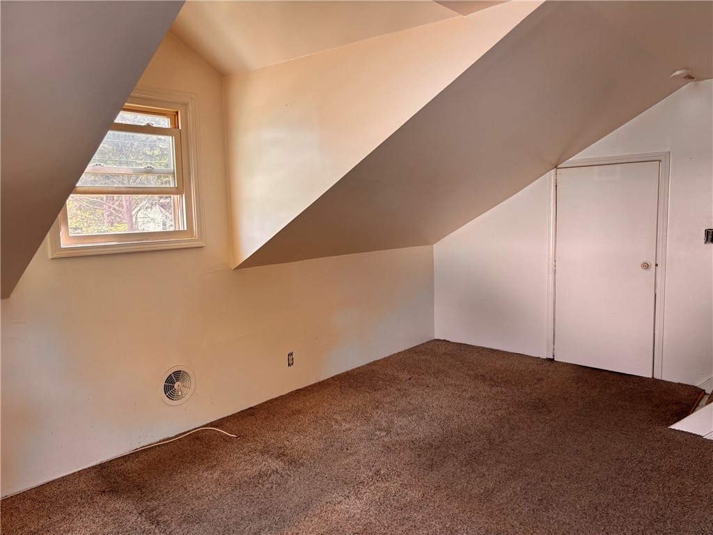 427 Fetzner Road Greece, NY 14626 - Photo 23 of 39 Bedroom 3