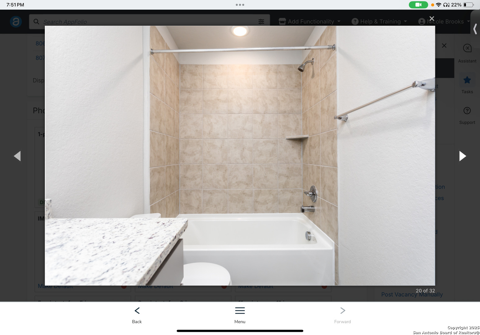 380 Abigail Alley San Antonio, TX 78253 - Photo 14 of 22 a bathroom with a bathtub and shower