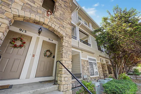 $340,000 | 12711 Colorado Boulevard, Unit 914, Thornton, CO 80241