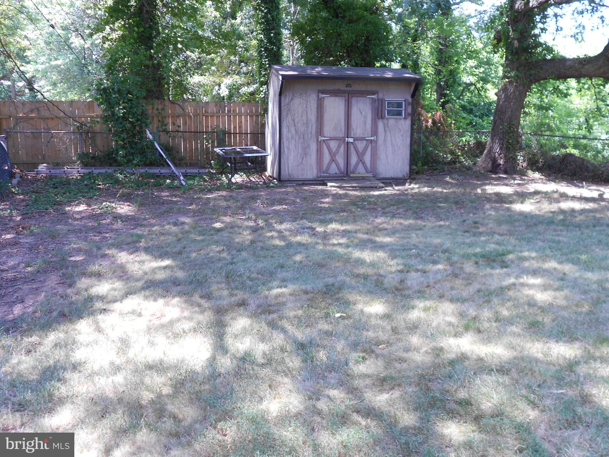5724 Van Dyke Road Baltimore, MD 21206 - Photo 33 of 35 Semi-Private Yard - Very Private on 3 Sides