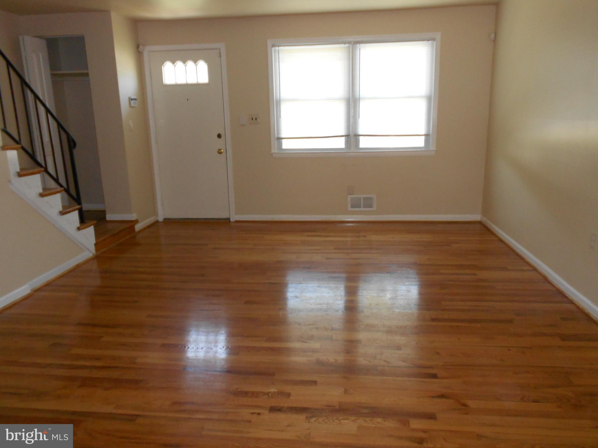 5724 Van Dyke Road Baltimore, MD 21206 - Photo 6 of 35 Open Concept LR/DR w/Bright Window