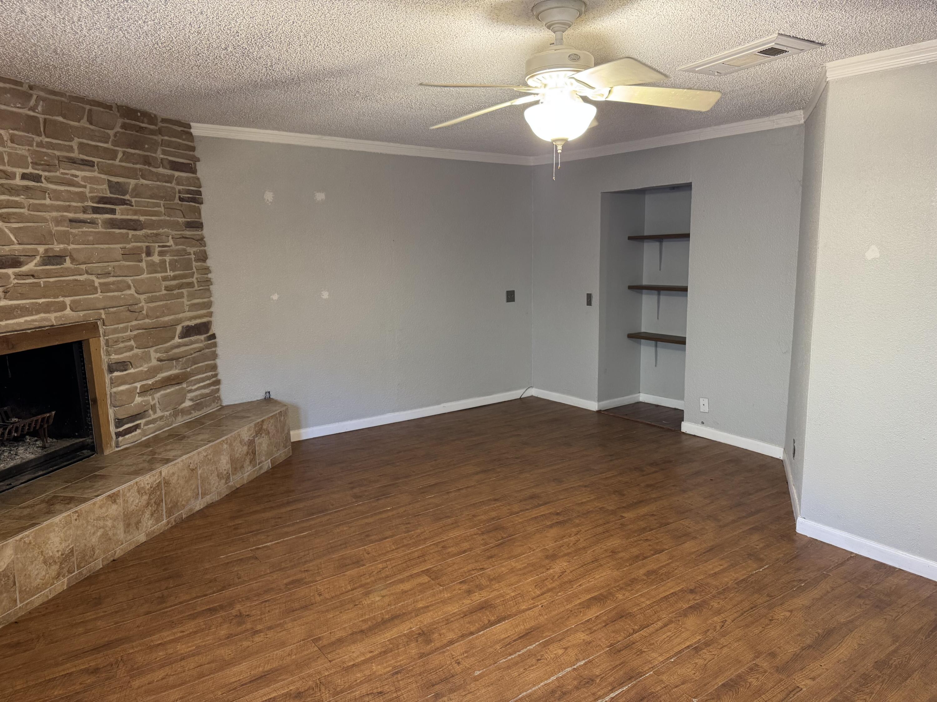 46 Comanche Drive Lubbock, TX 79404 - Photo 12 of 31 IMG_2248 (1)