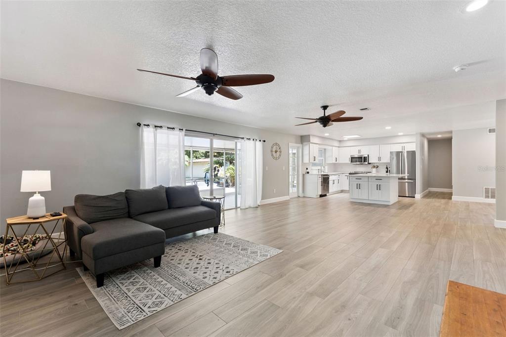 621 Little Wekiva Road Altamonte Springs, FL 32714 - Photo 6 of 51