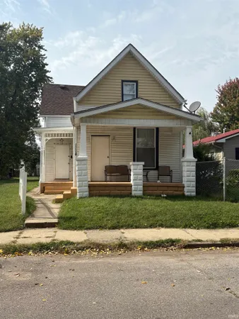 $94,900 | 1114 North 2nd Avenue, Evansville, IN 47710