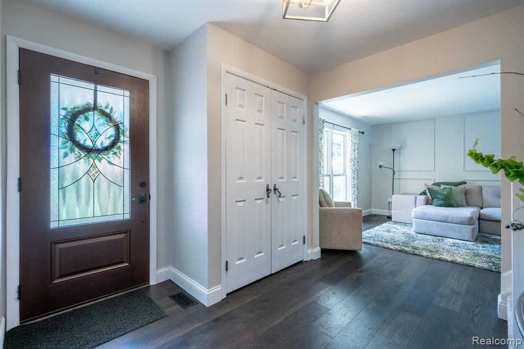1120 Hackberry Circle Rochester Hills, MI 48309 - Photo 6 of 53 Gallery Image 6