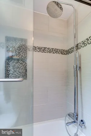 $3,500 | 258 Burgess Avenue, Alexandria, VA 22305