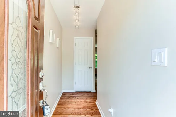 $3,500 | 258 Burgess Avenue, Alexandria, VA 22305