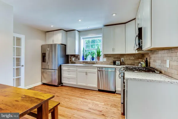 $3,500 | 258 Burgess Avenue, Alexandria, VA 22305