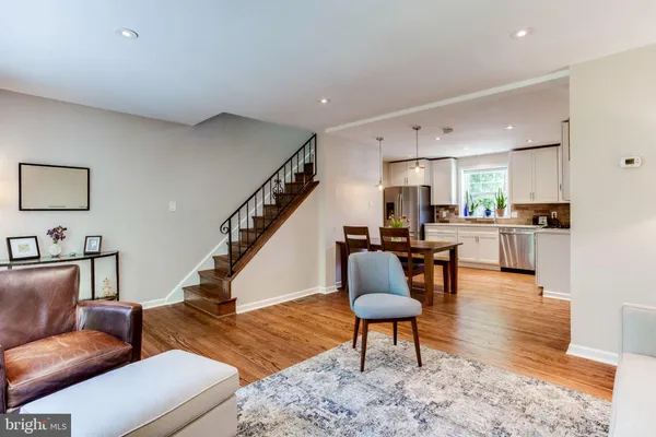 $3,500 | 258 Burgess Avenue, Alexandria, VA 22305