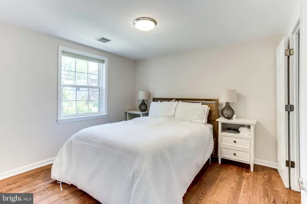 $3,500 | 258 Burgess Avenue, Alexandria, VA 22305