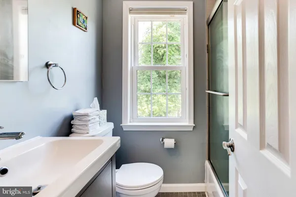 $3,500 | 258 Burgess Avenue, Alexandria, VA 22305