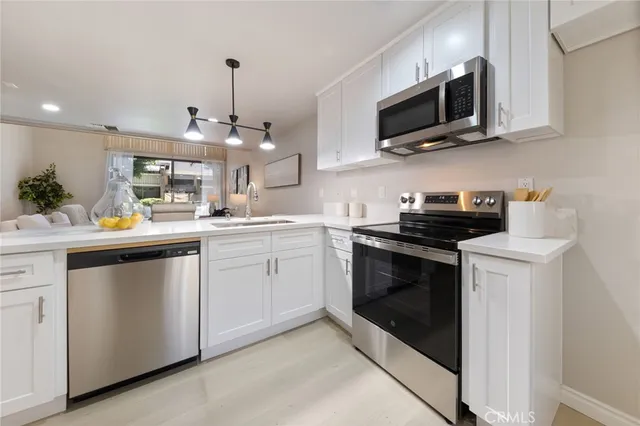 $668,000 | 77 Lakepines, Irvine, CA 92620