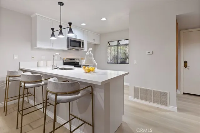 $668,000 | 77 Lakepines, Irvine, CA 92620