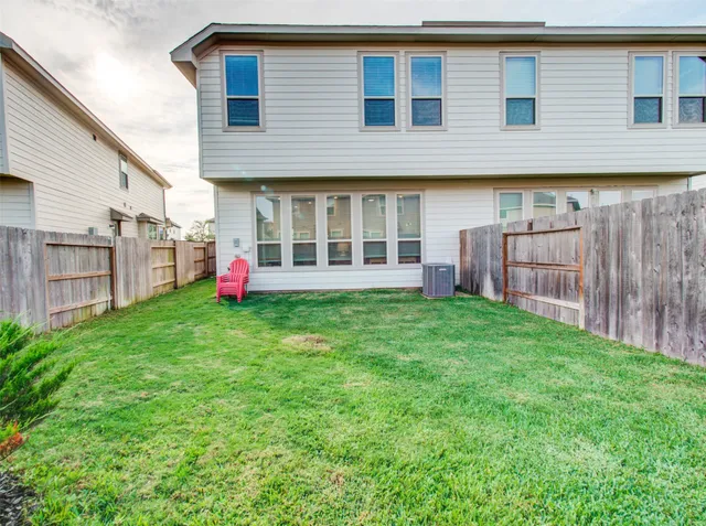 $2,200 | 22707 Sutherland Bend Lane, Richmond, TX 77469