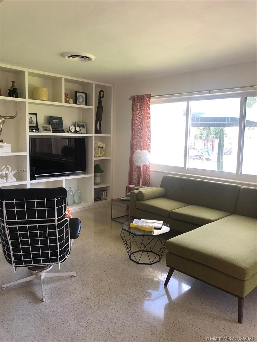 3331 Harding Street Hollywood, FL 33021 - Photo 12 of 57 Gallery Image 12