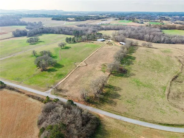 $2,700,000 | 31 Old Harden Bridge Road Southwest, Taylorsville, GA 30178