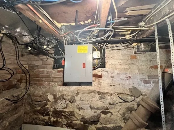 $160,000 | 93 Maple Street, Greenfield, MA 01301