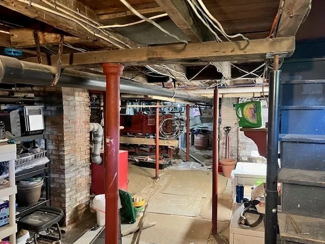 $180,000 | 93 Maple Street, Greenfield, MA 01301