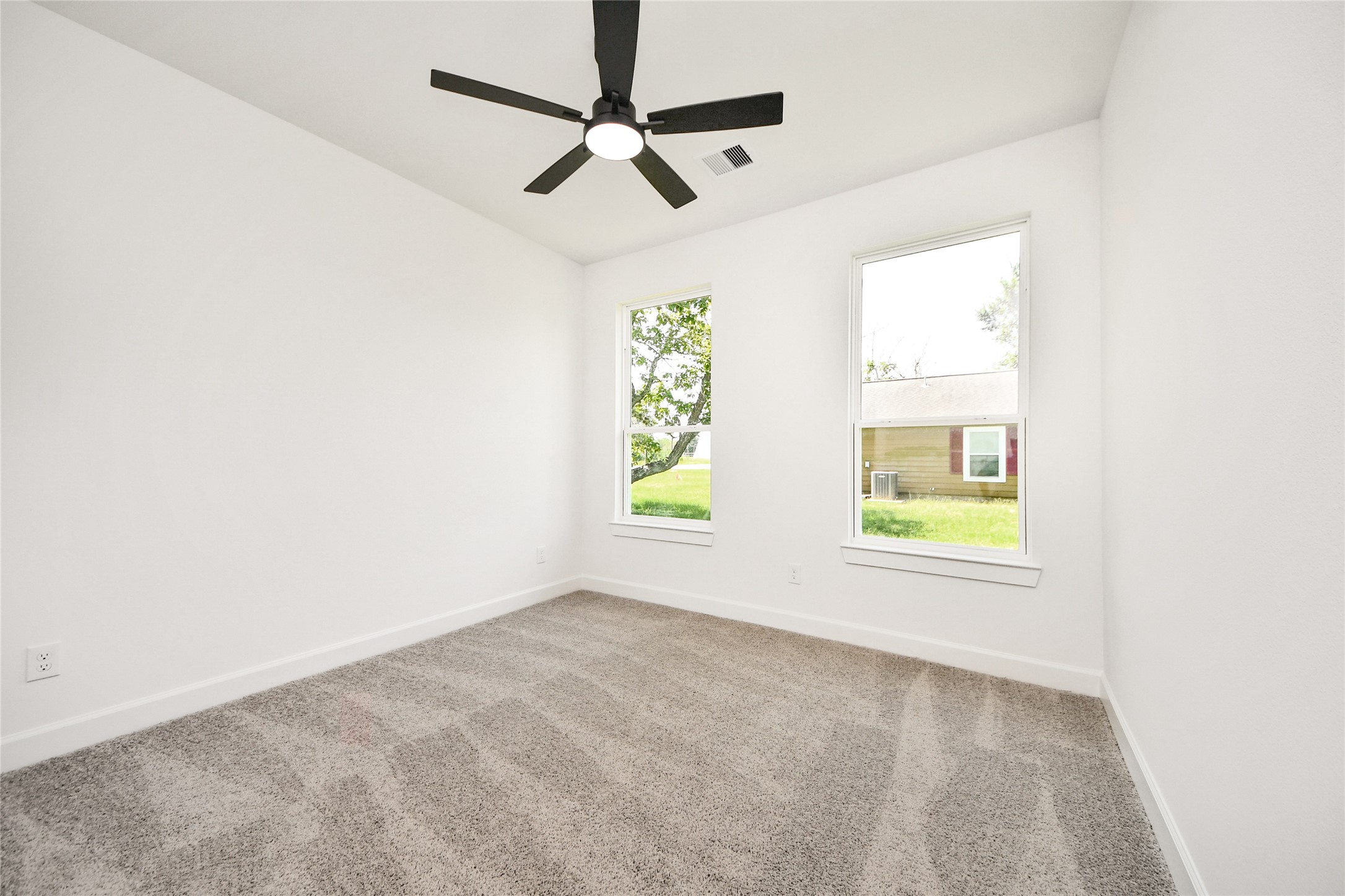 925 1st Street Hempstead, TX 77445 - Photo 32 of 38