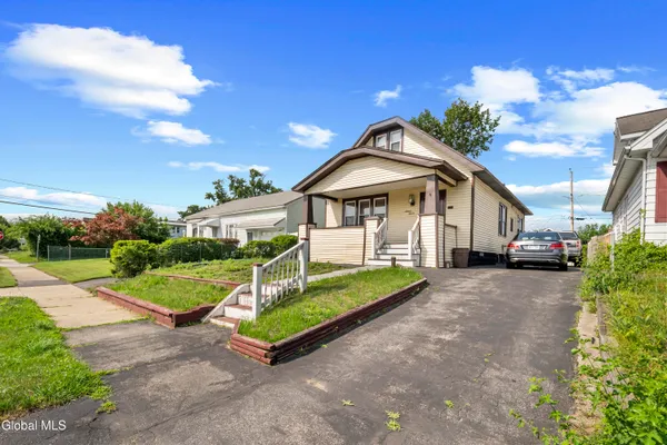 $284,900 | 1611 Schuyler Street, Schenectady, NY 12303
