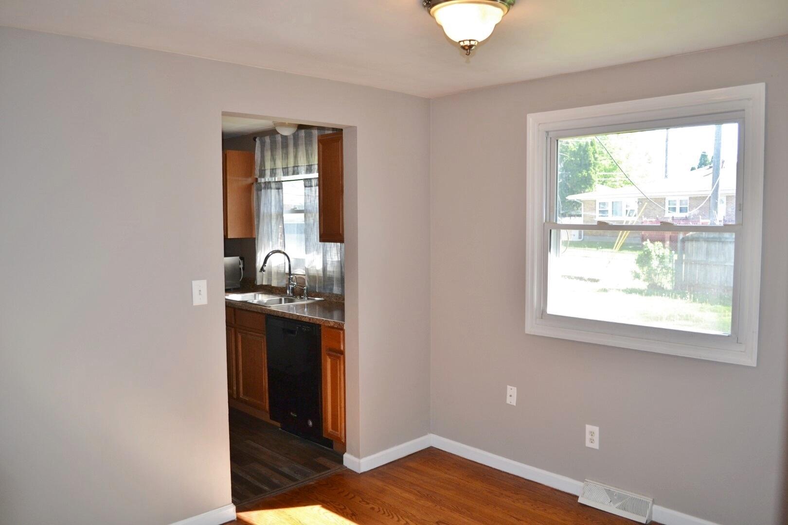 4642 Laredo Street Springfield, OH 45503 - Photo 6 of 33 Gallery Image 6