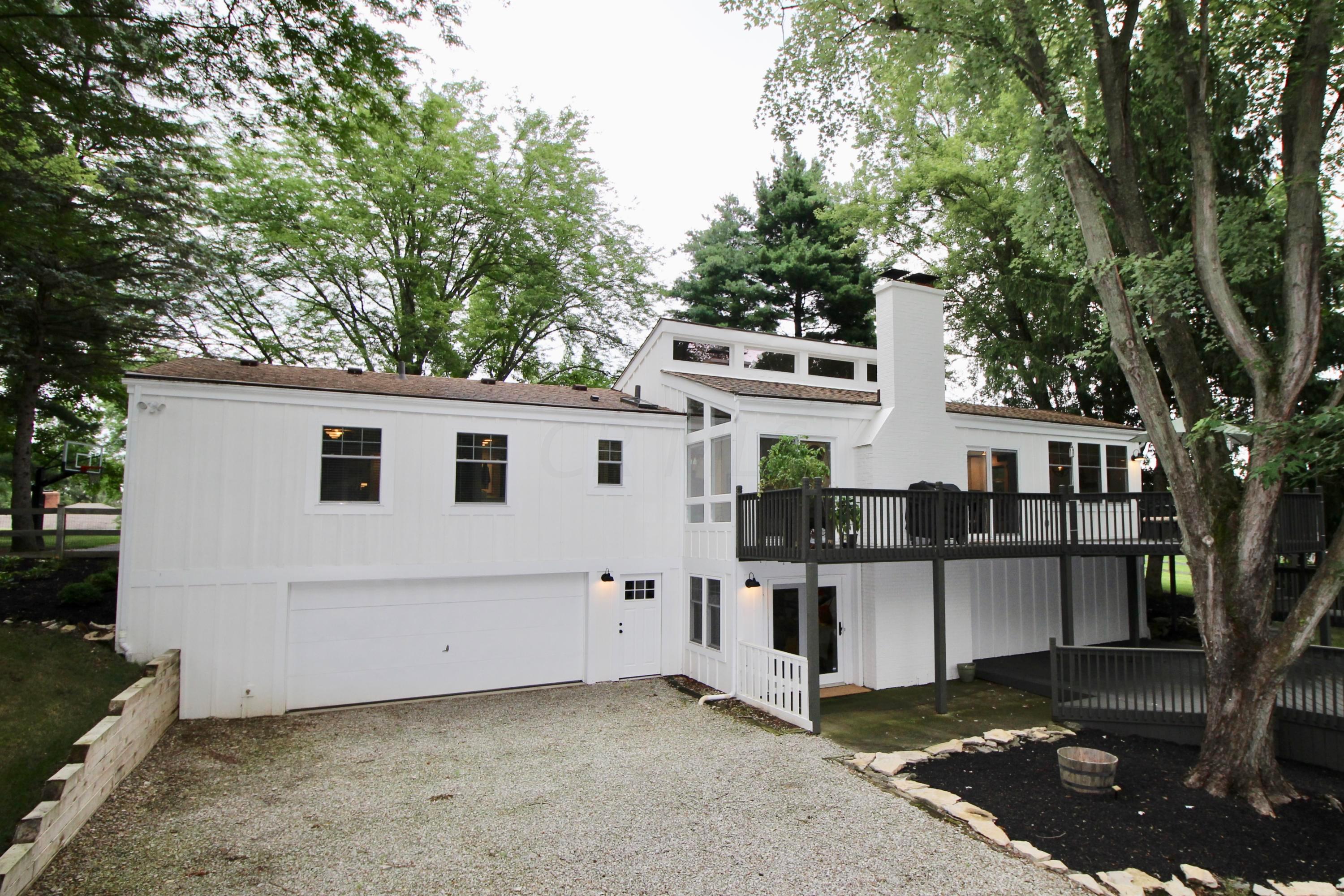 1801 Carriage Road Powell, OH 43065 - Photo 1 of 33 Gallery Image 1